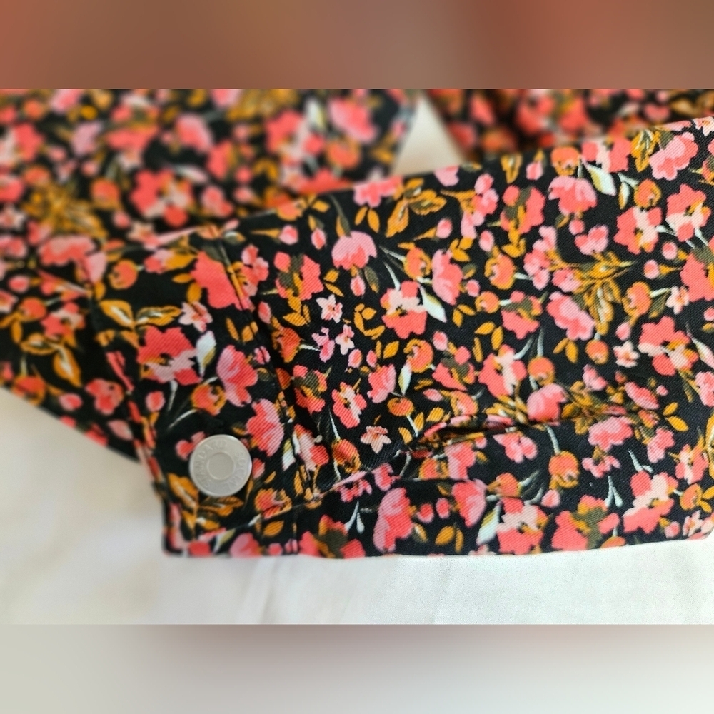 Social Standard By Sanctuary Black And Pink Floral Jean Jacket Size XL - Picture 5 of 13